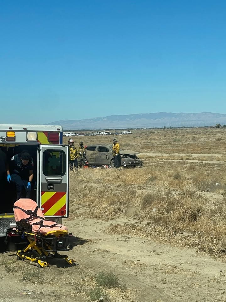 902T/902R.... 90th Street East and Avenue K....solo vehicle rollover, with possible ejection....sheriff...