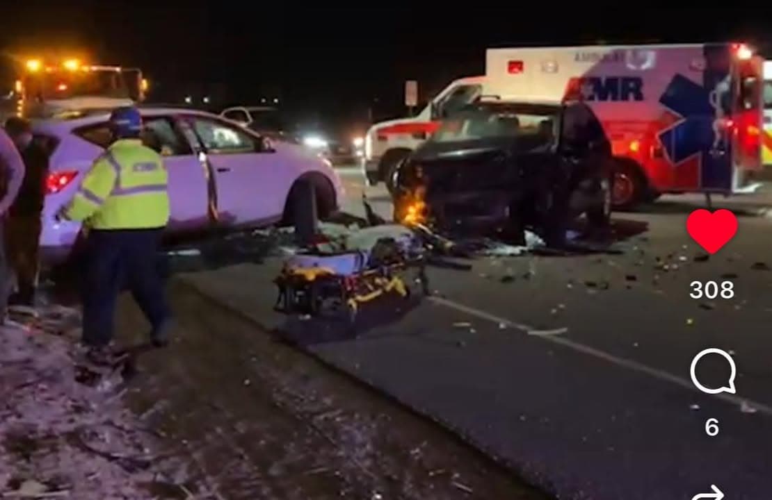 902T/902R…8th Street East and Avenue M…2 vehicle traffic collision block WB lanes...