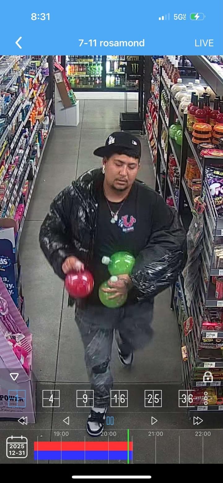 Posting for 7-11 Rosamond This guy been going around stealing from stores...