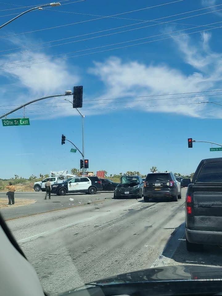 902T/902R....Avenue L and 20th Street East....two vehicle collision....sheriff and FD enroute code...