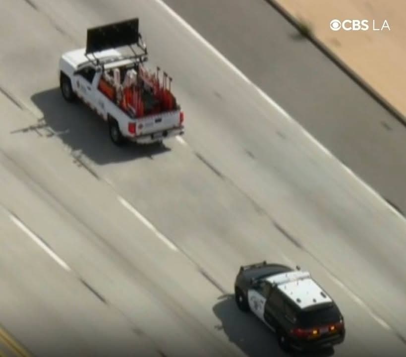 CHP Newhall taking over pursuit from LAPD....northbound 14 from the 5 Freeway....vehicle...