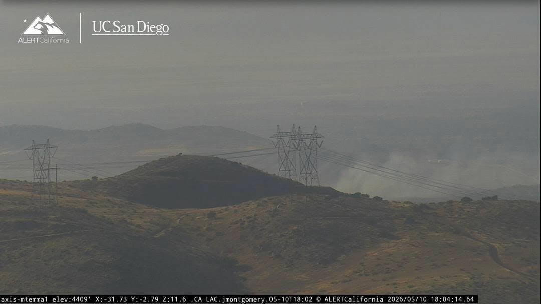 904B....Area of Tierra Subida and Avenue S.....fire in desert....FD enroute code 3...