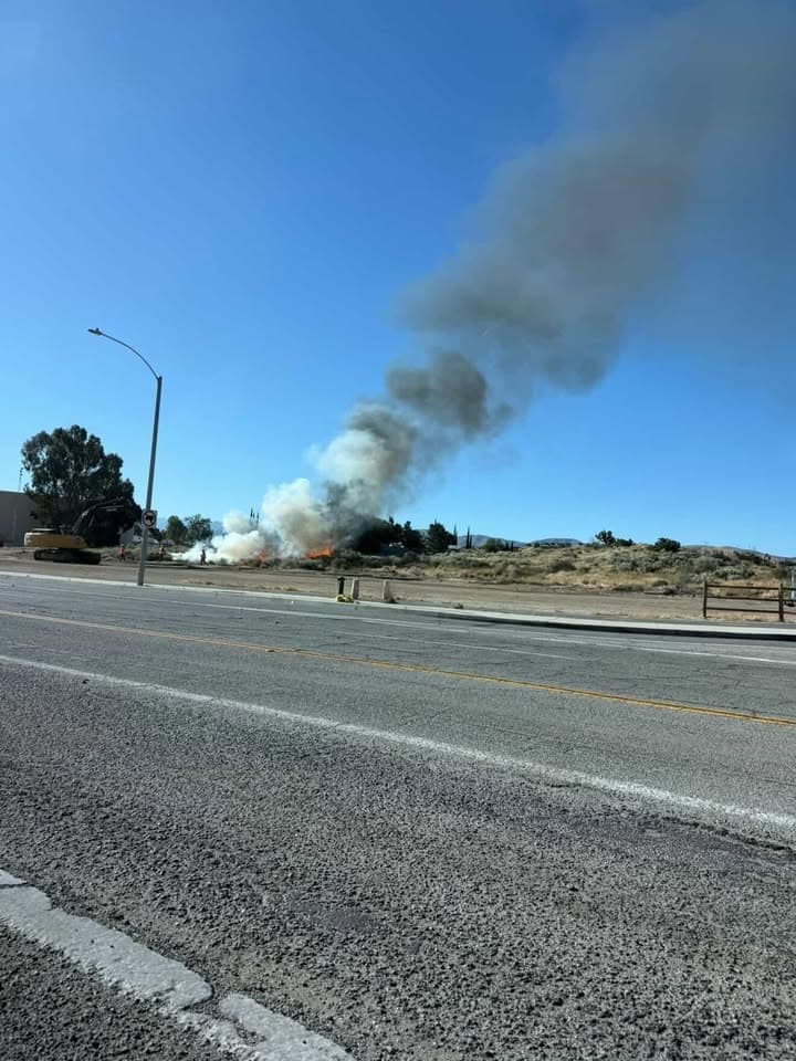 904B.....Sierra Highway and Avenue S.....fire in desert.....sheriff and FD enroute code 3...