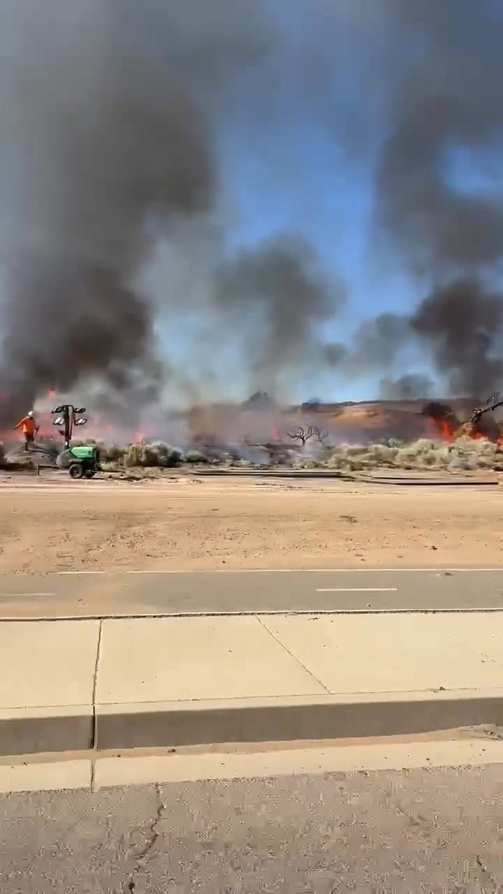 Video from fire on Sierra Highway and Avenue S