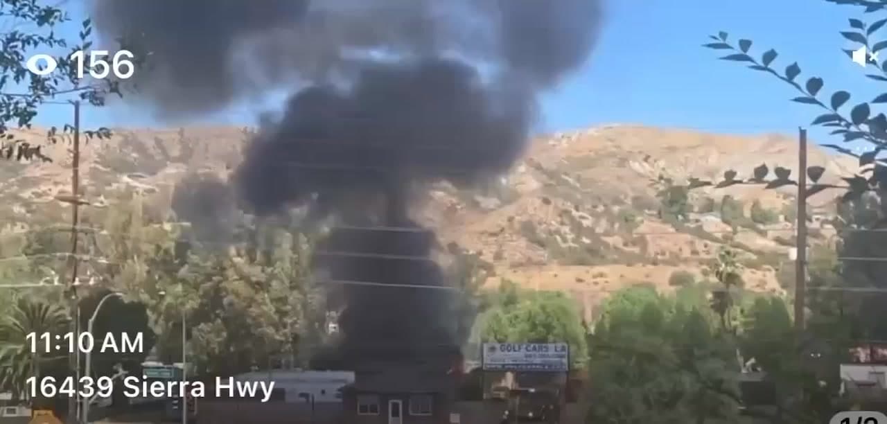 Shed IC | Structure Fire | Canyon Country L.A. County Fire is...