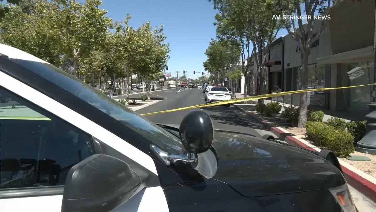 UPD* #LASD Homicide Detectives Responded to a Deputy Involved Shooting, Lancaster Blvd./...