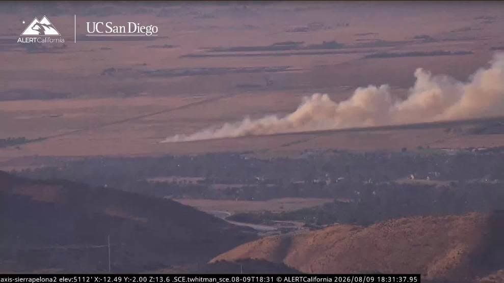VEGETATION FIRE | LANCASTER 60th Street West & Avenue K Los Angeles...