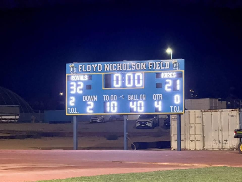 Quartz Hill High (32) vs Rio Hondo Prep (21). Varsity