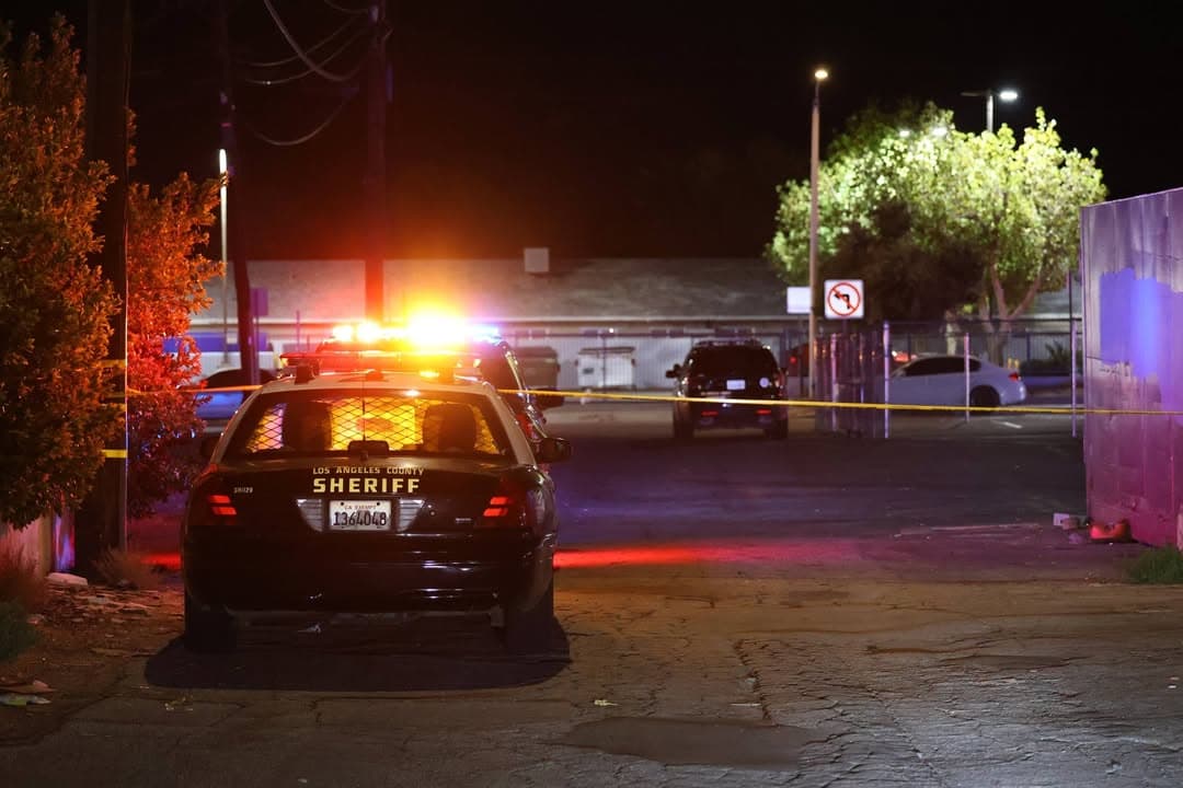 245GSV....11th Street East and Palmdale Boulevard....caller stated someone was shot and hung...